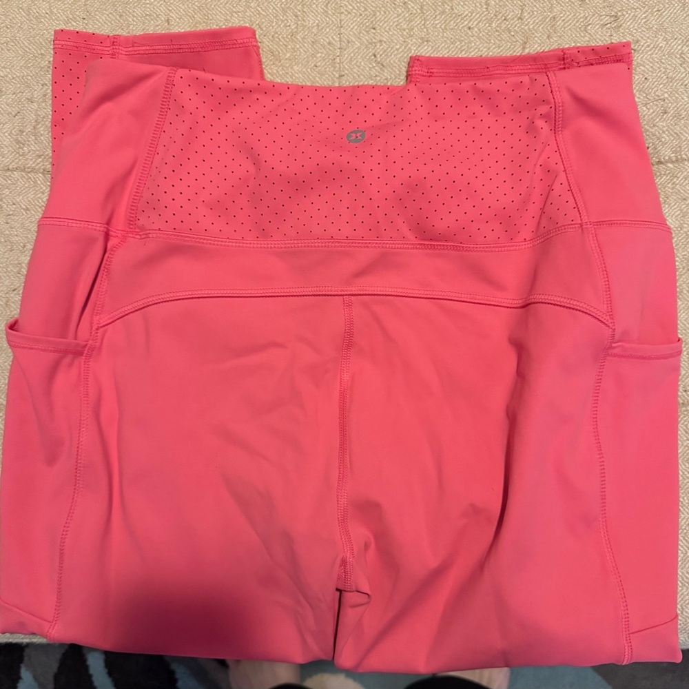 Women's Coral High-Waist Performance capri